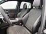 Mercedes-Benz GLC 300e 4MATIC Business Solution AMG | Advanced plus | Trekhaak | Panoramaschuifdak | Treeplanken in aluminiumlook | Middenconsole metaalstructuur | 20 inch vijfspaaks lichtmetalen AMG-velgen |