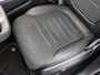 Mercedes-Benz GLC 300e 4MATIC Business Solution AMG | Premium pakket | Winterpakket | Nightpakket | Rijassistentiepakket Plus | Trekhaak | Treeplanken in aluminiumlook | Burmester® 3D surround sound systeem | Panoramaschuifdak | 360° camera | 19” vijfspaaks lichtmetalen AMG-velgen |