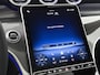 Mercedes-Benz GLC 300e 4MATIC Business Solution AMG | Premium pakket | Winterpakket | Nightpakket | Rijassistentiepakket Plus | Trekhaak | Treeplanken in aluminiumlook | Burmester® 3D surround sound systeem | Panoramaschuifdak | 360° camera | 19” vijfspaaks lichtmetalen AMG-velgen |