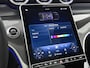 Mercedes-Benz GLC 300e 4MATIC Business Solution AMG | Premium pakket | Winterpakket | Nightpakket | Rijassistentiepakket Plus | Trekhaak | Treeplanken in aluminiumlook | Burmester® 3D surround sound systeem | Panoramaschuifdak | 360° camera | 19” vijfspaaks lichtmetalen AMG-velgen |