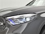Mercedes-Benz GLC 300e 4MATIC Business Solution AMG | Premium pakket | Winterpakket | Nightpakket | Rijassistentiepakket Plus | Trekhaak | Treeplanken in aluminiumlook | Burmester® 3D surround sound systeem | Panoramaschuifdak | 360° camera | 19” vijfspaaks lichtmetalen AMG-velgen |
