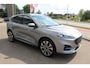Ford Kuga 2.5 PHEV ST-Line X , 1500kg Trekgewicht , Slechts 35000km Navigatie, Stoel,stuur en voorruitverwarming, Climate control Trekhaak , Bluetooth , Head-up display , BenO audio systeem