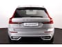 Volvo XC60 T6 Recharge AWD R-Design - Panorama/schuifdak - IntelliSafe Assist - 360º Camera - Bowers & Wilkins audio - Adaptieve LED koplampen - Verwarmde voorstoelen, stuur & achterbank - Parkeersensoren voor & achter - Elektr. bedienb. voorstoelen met geheugen - Geventileerde voorstoelen - Head up display - Draadloze tel. lader - Standkachel - Extra getint glas - 21' LMV