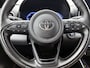 Toyota Yaris 1.5 Hybrid 130 Launch Edition limited | Head-up display | Stoel+stuurverwarming | dodehoek detectie | Parkeersensoren voor+achter | Apple CarPlay/Android Auto |