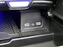 Mercedes-Benz CLE Cabriolet 200 AMG Line | Premium Plus pakket | Winterpakket | Rijassistentiepakket Plus | AMG spoiler | Middenconsole metaalstructuur | Stoelventilatie/- verwarming | Windschut | 19 inch multispaaks lichtmetalen AMG velgen |