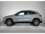 Mercedes-Benz GLA 250 e 140 Year Edition | Premium Plus pakket | Nightpakket | Parkeerpakket met 360°-camera |Trekhaak | Panoramaschuifdak | 20” tien-dubbelspaaks AMG velgen |