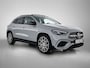 Mercedes-Benz GLA 250 e 140 Year Edition | Premium Plus pakket | Nightpakket | Parkeerpakket met 360°-camera |Trekhaak | Panoramaschuifdak | 20” tien-dubbelspaaks AMG velgen |