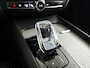 Volvo V60 B4 Ultimate Dark | Panoramadak | 360° camera | Harman Kardon | Head-up display | Stoelventilatie | Stoel- en stuurverwarming | Trekhaak