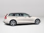 Volvo V60 B4 Ultimate Dark | Panoramadak | 360° camera | Harman Kardon | Head-up display | Stoelventilatie | Stoel- en stuurverwarming | Trekhaak