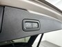 Volvo V60 B4 Ultimate Dark | Panoramadak | 360° camera | Harman Kardon | Head-up display | Stoelventilatie | Stoel- en stuurverwarming | Trekhaak