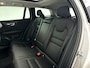 Volvo V60 B4 Ultimate Dark | Panoramadak | 360° camera | Harman Kardon | Head-up display | Stoelventilatie | Stoel- en stuurverwarming | Trekhaak