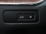 Volvo XC60 2.0 T6 Plug-in hybrid AWD Ultimate Dark Luchtvering Electrisch Panorama dak Google Services Dab Camera Half Leder Seat Comfort Pack