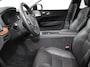Volvo XC60 2.0 T6 Plug-in hybrid AWD Ultimate Dark Luchtvering Electrisch Panorama dak Google Services Dab Camera Half Leder Seat Comfort Pack