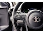 Toyota Yaris Full Hybrid Dynamic Plus Automaat | Nieuw uit doos!! | Storm Grey Metallic | Dodehoeksensoren | Carplay | Stoel- en Stuurverwarming | Adapt.Cruise