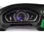 Volvo V40 T3 Polar+ Sport | Panoramadak | Harman Kardon | Camera | Parkeersensoren voor en achter | Stoelverwarming |