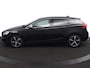 Volvo V40 T3 Polar+ Sport | Panoramadak | Harman Kardon | Camera | Parkeersensoren voor en achter | Stoelverwarming |