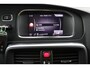 Volvo V40 T3 Polar+ Sport | Panoramadak | Harman Kardon | Camera | Parkeersensoren voor en achter | Stoelverwarming |
