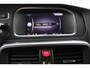 Volvo V40 T3 Polar+ Sport | Panoramadak | Harman Kardon | Camera | Parkeersensoren voor en achter | Stoelverwarming |