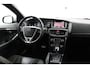 Volvo V40 T3 Polar+ Sport | Panoramadak | Harman Kardon | Camera | Parkeersensoren voor en achter | Stoelverwarming |