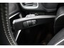 Volvo V40 T3 Polar+ Sport | Panoramadak | Harman Kardon | Camera | Parkeersensoren voor en achter | Stoelverwarming |