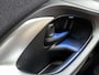 Toyota Yaris Cross 1.5 Hybrid Dynamic Limited + Dealer onderhouden | Stoelverwarming | Parkeersensoren voor+achter |