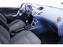 Ford Fiesta 1.6 Titanium | climate control | pdc achter | cruise control | bluetooth | cruise control | spiegel elect. inklapbaar | verwarmde voorruit
