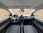 Volkswagen e-Up! 37 kWh Stoelverwarming | Verwarmde voorruit | Achteruitrijcamera | Cruise & Climate control | Metaalkleur | DAB ontvanger | Rijstrooksensor | Parkeersensoren achter