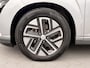 Hyundai Kona Electric EV Premium 64 kWh 3 fase | Luxe uitvoering | Navigatie | HUD | Leder