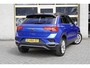 Volkswagen T-Roc 1.0 TSI Style BJ2021 Lmv 17" | Led | Pdc | Navi | Airco | Climate control | Cruise control | Zwart dak | Extra getint glas