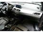 BMW X1 sDrive20i 192pk High Executive 1-Eig. Panodak, Camera, Leer, StoelVerw, Navi, 18"LMV