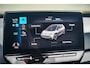 Volkswagen ID.3 204pk Life 58 kWh | Navigatie | Stoelverwarming | Adaptive Cruise