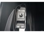 Volkswagen ID.3 204pk Life 58 kWh | Navigatie | Stoelverwarming | Adaptive Cruise