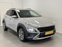Hyundai Kona 1.6 GDI HEV Premium LED | LEDER | NAVIGATIE | KEYLESS | ZEER COMPLETE SUV!