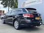 Toyota Avensis Wagon 1.8 VVTi Business Trekhaak Navigatie