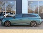Peugeot 308 Sw 1.6 HYbrid 180pk e-EAT8 Allure Pack Business | Navigatie | Parkeer Camera | Parkeersensoren | Apple Carplay & Android Auto | Cruise Control | Climate control