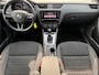 Skoda Octavia Combi 1.5 TSI Greentech Ambition Business | Automaat | Navigatie | Apple carplay & Android auto | Parkeersensoren voor en achter | Achteruitrijcamera | Elektr. achterklep | Afneembare trekhaak | Stoelverwarming voor | Bovag garantie |
