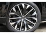 Volvo XC90 T8 Plug-in hybrid AWD Ultra | 7 zits | Panoramadak | Trekhaak | Vol in de opties!