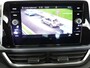 Volkswagen T-Roc 1.5 TSI Style 150 pk Automaat (DSG) | Navigatie | Trekhaak (afneembaar) | Parkeersensoren (Park assist) | Achteruitrijcamera | Keyless | Elektr. achterklep |