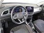 Volkswagen T-Roc 1.5 TSI Style 150 pk Automaat (DSG) | Navigatie | Trekhaak (afneembaar) | Parkeersensoren (Park assist) | Achteruitrijcamera | Keyless | Elektr. achterklep |