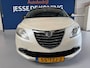 Lancia Ypsilon 0.9 TwinAir Platinum /bj.2012/ parelmoer wit / leder/airco/sportvelgen/ APK 07/2027 /NAP met 218233 km./zeer zuinig