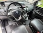 Lancia Ypsilon 0.9 TwinAir Platinum /bj.2012/ parelmoer wit / leder/airco/sportvelgen/ APK 07/2027 /NAP met 218233 km./zeer zuinig