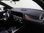 Mercedes-Benz EQA 250 Business Solution AMG 67 kWh Parkeercamera / Sfeerverlichting / Stoelverwarming / Nightpakket /