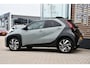 Toyota Aygo X 1.0 VVT-i S-CVT Envy Automaat 72pk | Aangepast naar handgas/rem | Elektrisch vouwdak | Parkeersensoren |