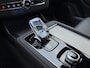 Volvo XC90 T8 AWD Ultra Black Edition Executive NIEUW / DIRECT LEVERBAAR / Luchtvering / Bowers en Wilkins audio / Geventileerde stoelen / Gelamineerde ruiten /
