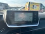 Peugeot 208 1.2 PureTech GT Pack Adaptieve Cruise | Leder/Alcantara Stoelen | Camera | Carplay | LED | Parkeersensoren Rondom | Navigatie | Achteruitrijcamera | Afwijkende dakkleur | Airco (automatisch)
