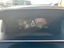 Peugeot 208 1.2 PureTech GT Pack Adaptieve Cruise | Leder/Alcantara Stoelen | Camera | Carplay | LED | Parkeersensoren Rondom | Navigatie | Achteruitrijcamera | Afwijkende dakkleur | Airco (automatisch)