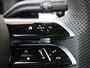 Mercedes-Benz A-klasse 180 Business Solution AMG /Panoramadak /19 Inch /Nightpakket /CarPlay