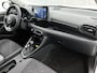 Toyota Yaris 1.5 Hybrid 115 First Edition Comfort Pack | BTW Voertuig | Stoel+stuurverwarming | Dodehoek detectie | Parkeersensoren voor+achter | Draadloze telefoonlader | Cruise Control Adaptive | Apple CarPlay/Android Auto |