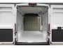 Peugeot Boxer 2.2 HDi 140PK L2H2 3,5T I Zwaar | Trekhaak 3.000KG Trekgewicht I Pack Techno I Verzwaarde vering I Navigatie | BPM vrij voor Ondernemers