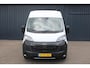 Peugeot Boxer 2.2 HDi 140PK L2H2 3,5T I Zwaar | Trekhaak 3.000KG Trekgewicht I Pack Techno I Verzwaarde vering I Navigatie | BPM vrij voor Ondernemers